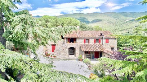 Properties Cortona Italy, for sale and rent